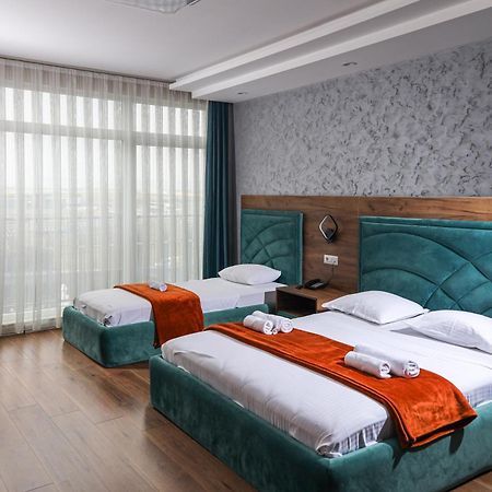 Nafron Hotel พริเซรน ภายนอก รูปภาพ
