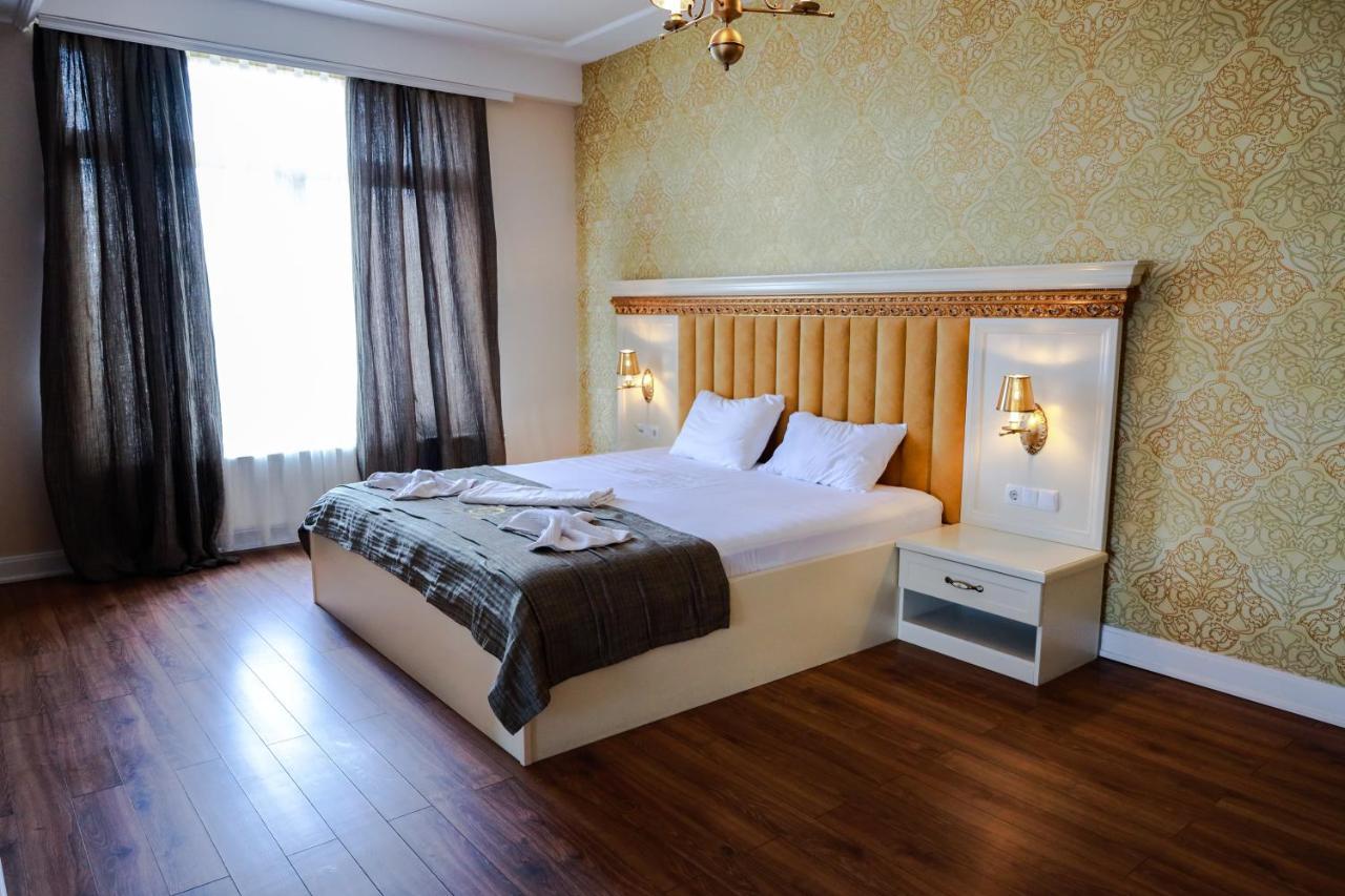 Nafron Hotel พริเซรน ภายนอก รูปภาพ