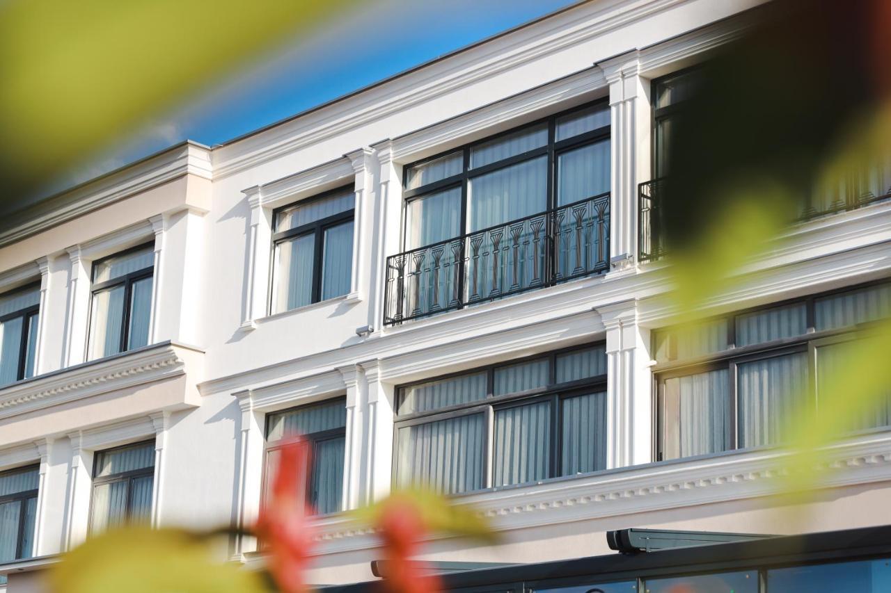 Nafron Hotel พริเซรน ภายนอก รูปภาพ