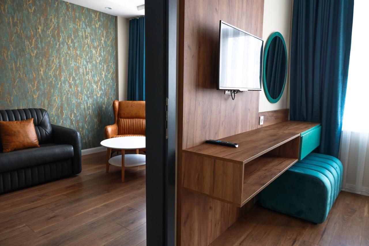 Nafron Hotel พริเซรน ภายนอก รูปภาพ