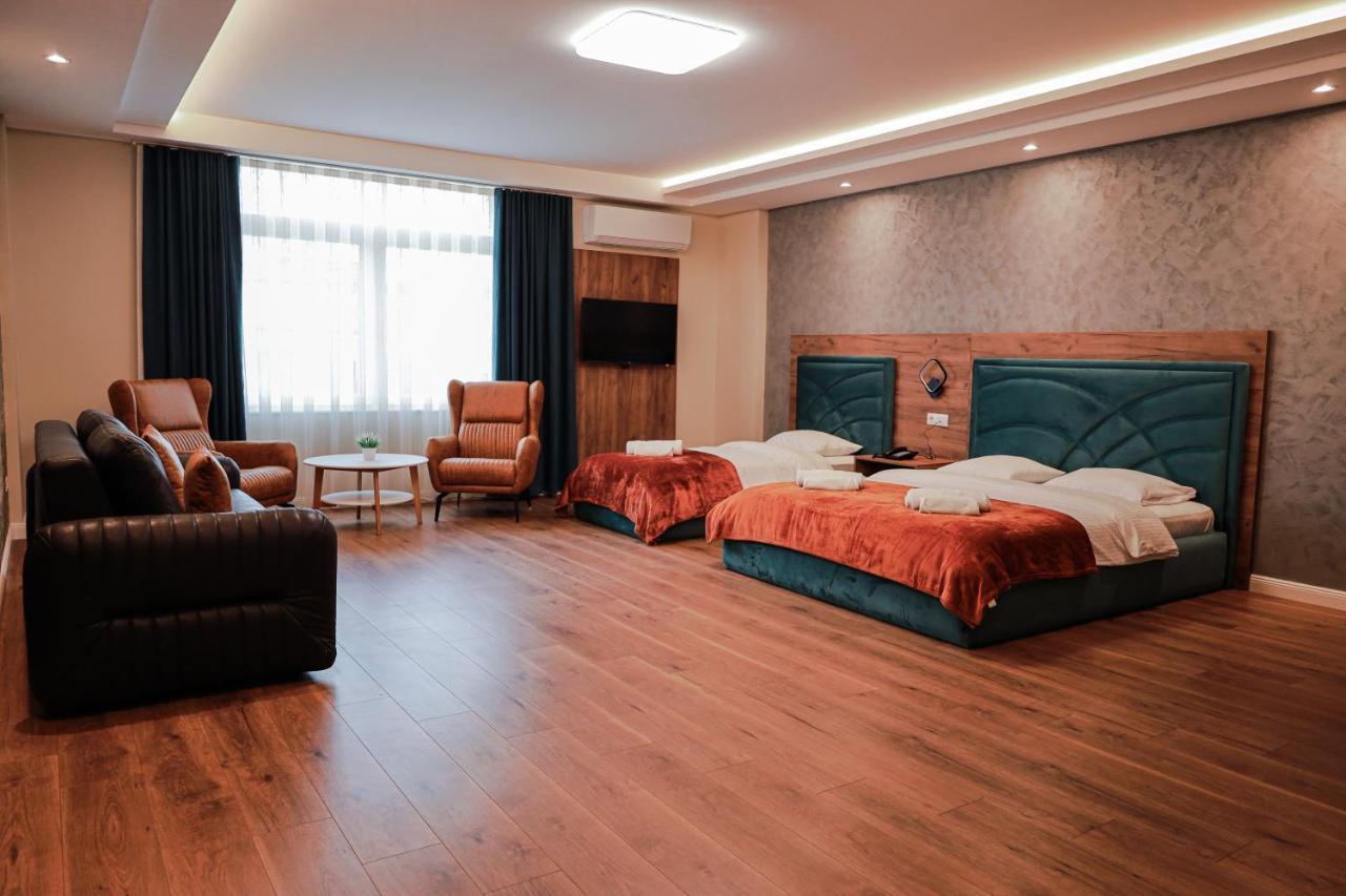 Nafron Hotel พริเซรน ภายนอก รูปภาพ