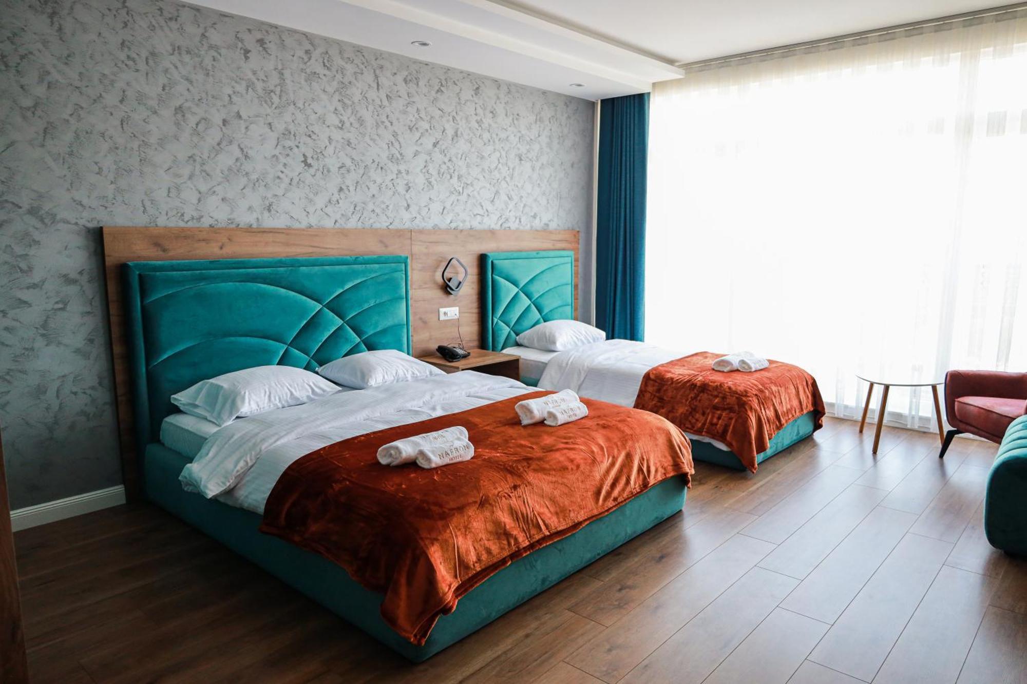 Nafron Hotel พริเซรน ภายนอก รูปภาพ